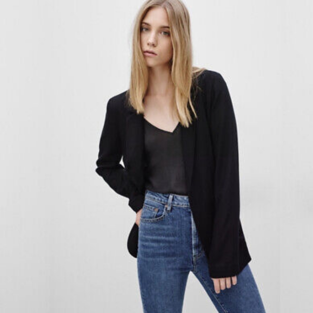 Classic Black Women's Blazer Jacket - Timeless Everyday Layer